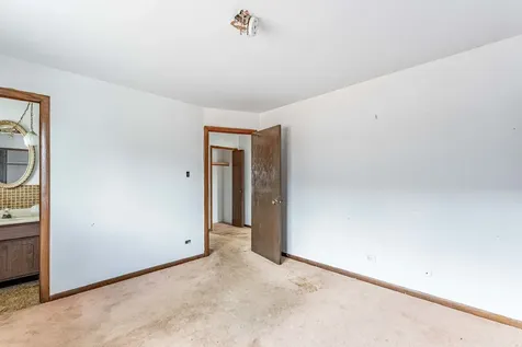 1633 Downs Drive Calumet City IL 60409