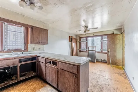 1633 Downs Drive Calumet City IL 60409