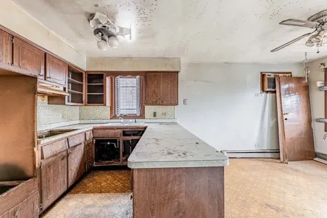 1633 Downs Drive Calumet City IL 60409