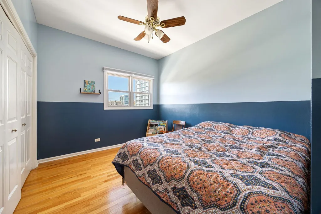 825 West Eastwood Avenue Chicago IL 60640