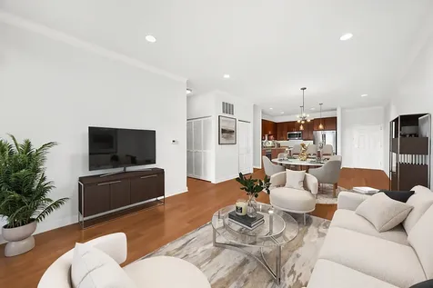 2326 West Giddings Street Chicago IL 60625