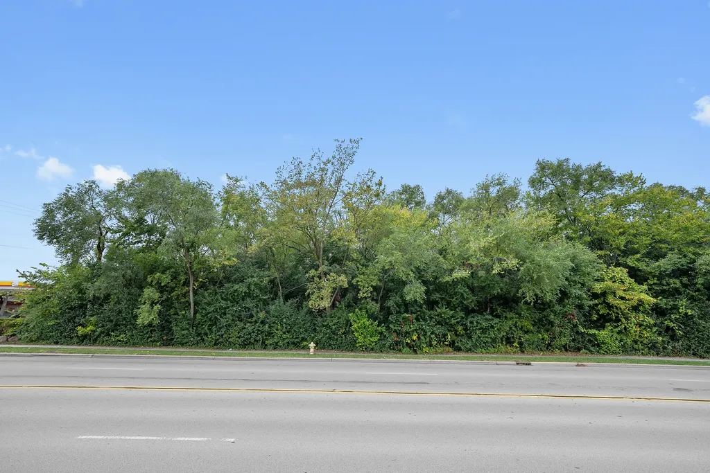 1152/1168 South Meyers Road Lombard IL 60148