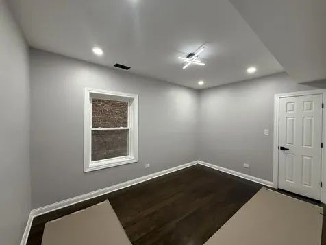 7932 South Champlain Avenue Chicago IL 60619