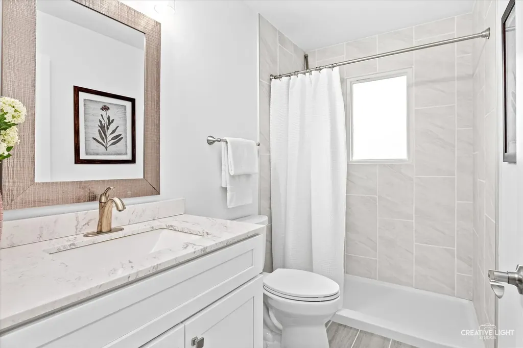 337 East Briarcliff Road Bolingbrook IL 60440