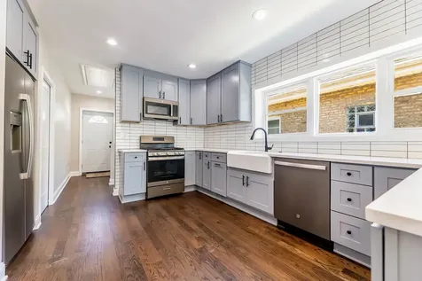 3136 Harvey Avenue Berwyn IL 60402