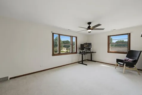 482 Royal Oaks Drive Wood Dale IL 60191