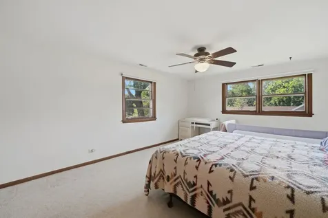 482 Royal Oaks Drive Wood Dale IL 60191