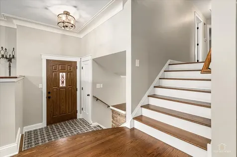6320 West Lawrence Avenue Chicago IL 60630
