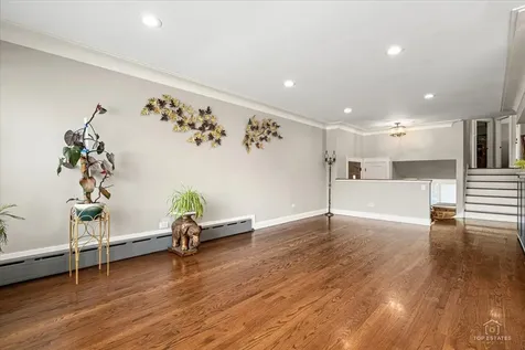 6320 West Lawrence Avenue Chicago IL 60630