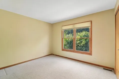 322 Chesapeake Lane Bloomingdale IL 60108
