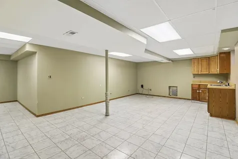 322 Chesapeake Lane Bloomingdale IL 60108