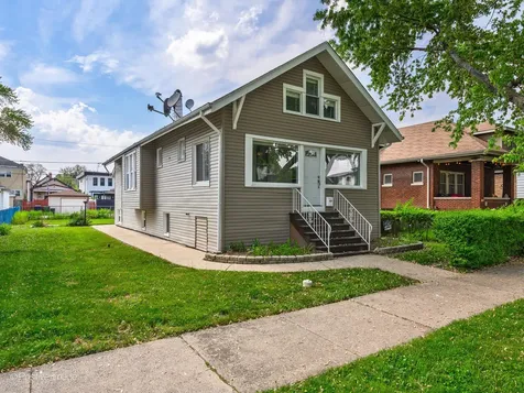 827 Thomas Avenue Forest Park IL 60130
