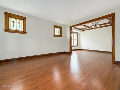 827 Thomas Avenue Forest Park IL 60130