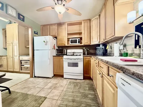 6233 Gold Circle Hanover Park IL 60133