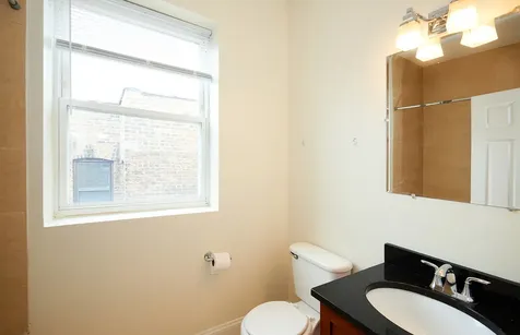 1609 West Farwell Avenue Chicago IL 60626
