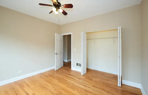 1609 West Farwell Avenue Chicago IL 60626