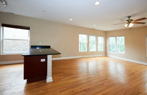 1609 West Farwell Avenue Chicago IL 60626