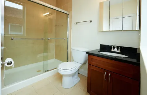 1609 West Farwell Avenue Chicago IL 60626