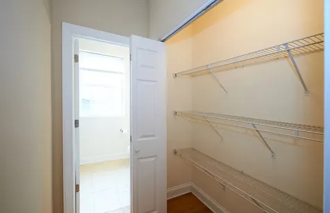 1609 West Farwell Avenue Chicago IL 60626