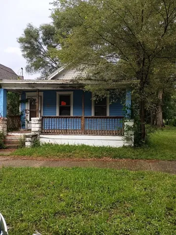 1531 West Widenham Street Peoria IL 61605