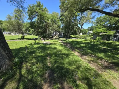 1531 West Widenham Street Peoria IL 61605