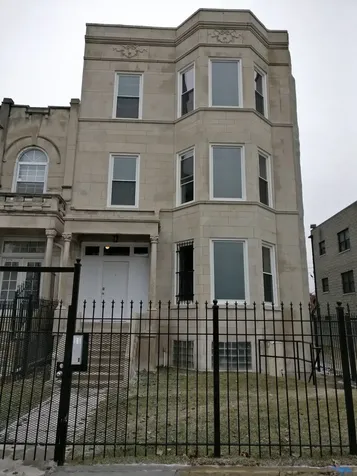 6342 South Ingleside Avenue Chicago IL 60637