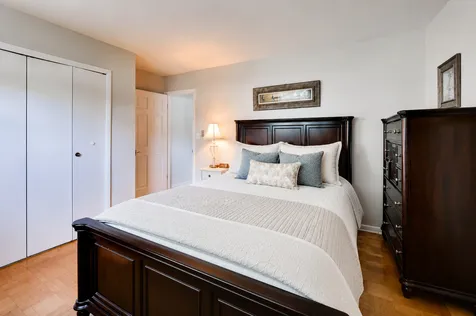 413 North Wilshire Lane Arlington Heights IL 60004