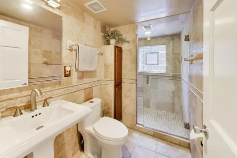 413 North Wilshire Lane Arlington Heights IL 60004