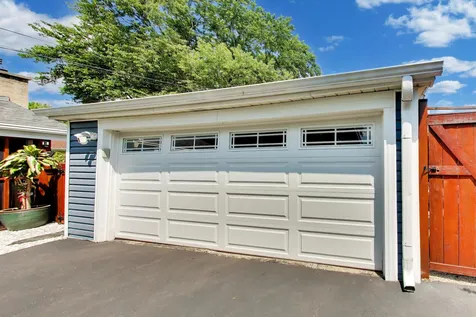 413 North Wilshire Lane Arlington Heights IL 60004