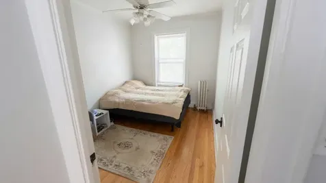 1222 West Victoria Street Chicago IL 60660
