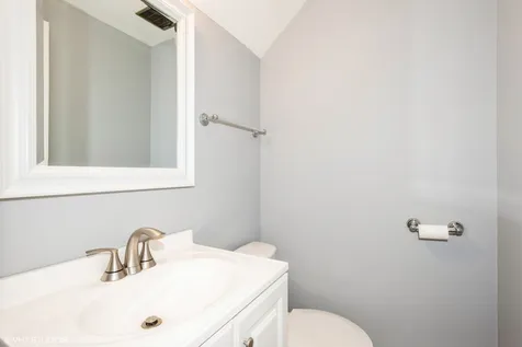 319 Shirley Court Wheaton IL 60187
