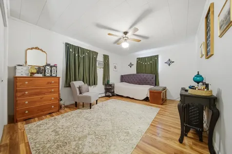 402 East 19th Street Sterling IL 61081