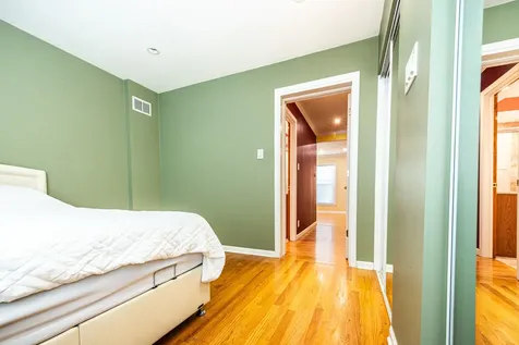 6611 West Foster Avenue Chicago IL 60656