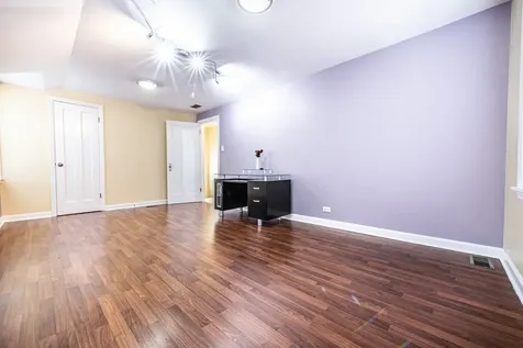 6611 West Foster Avenue Chicago IL 60656