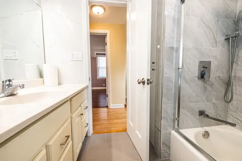 6611 West Foster Avenue Chicago IL 60656