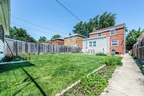 6611 West Foster Avenue Chicago IL 60656