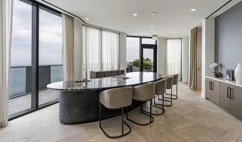 211 North Harbor Drive Chicago IL 60601