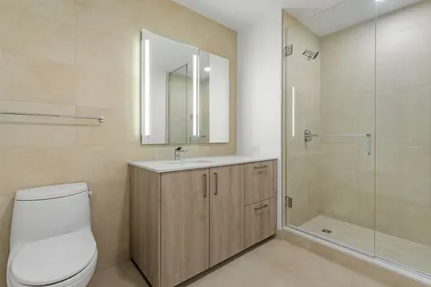 211 North Harbor Drive Chicago IL 60601