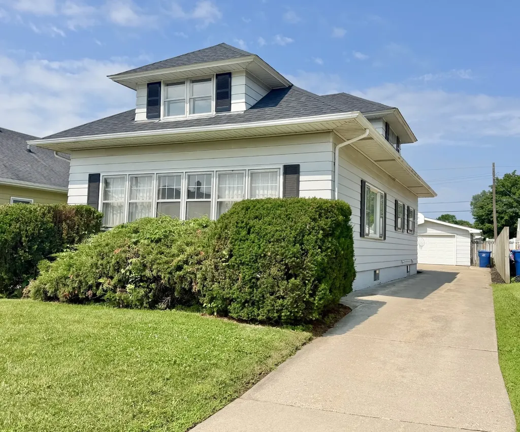 1511 St Vincents Avenue Lasalle IL 61301