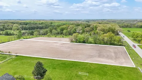 5 Acres Main Street Elburn IL 60119