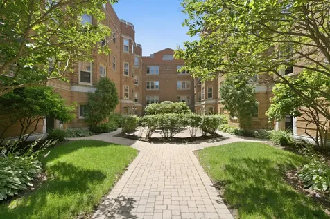 619 Washington Boulevard Oak Park IL 60302