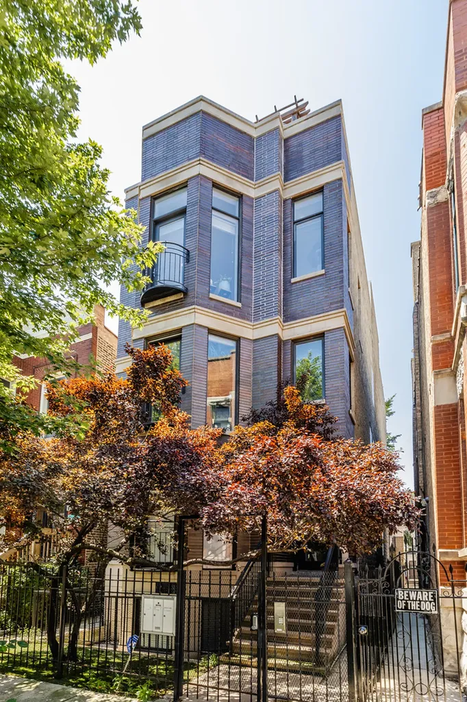 1536 North Artesian Avenue Chicago IL 60622