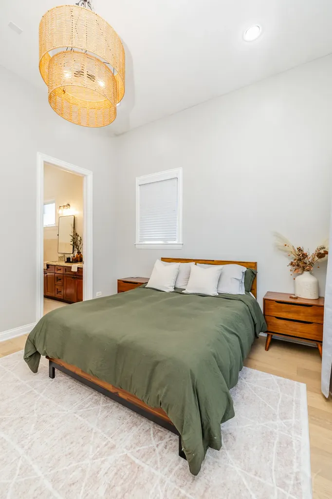 1536 North Artesian Avenue Chicago IL 60622