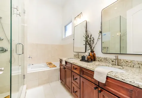 1536 North Artesian Avenue Chicago IL 60622