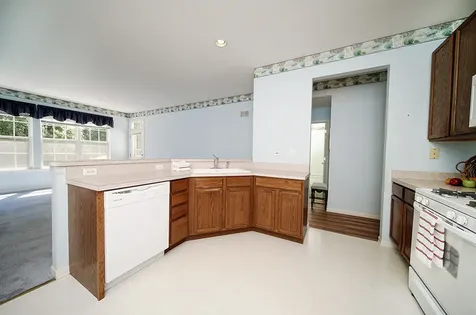 2241 Carillon Drive Grayslake IL 60030