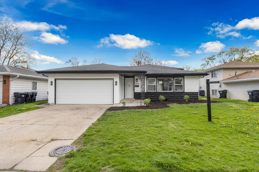 15622 Kenwood Avenue South Holland IL 60473