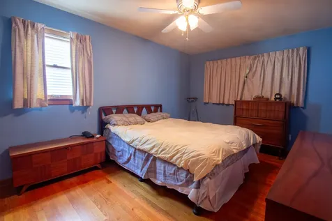 18538 Oak Avenue Lansing IL 60438