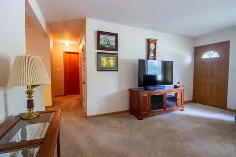 18538 Oak Avenue Lansing IL 60438
