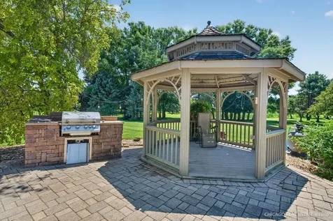 27031 Brickville Road Sycamore IL 60178