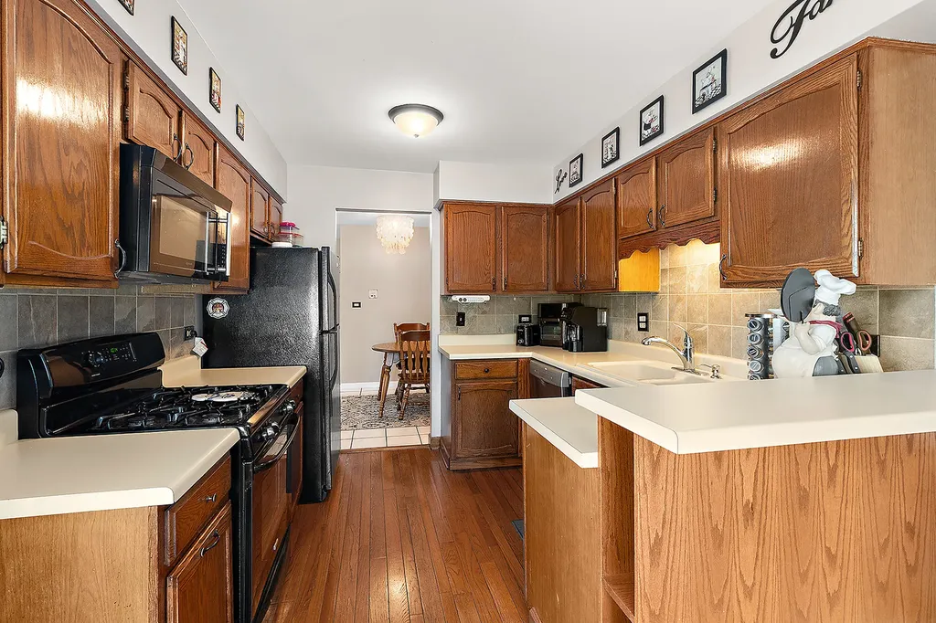 9031 Somerset Court Orland Park IL 60462